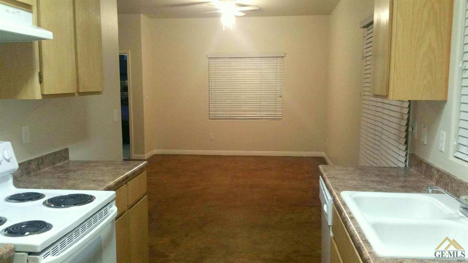 6900 Edgeview Dr, Bakersfield, CA 93306 photo 5