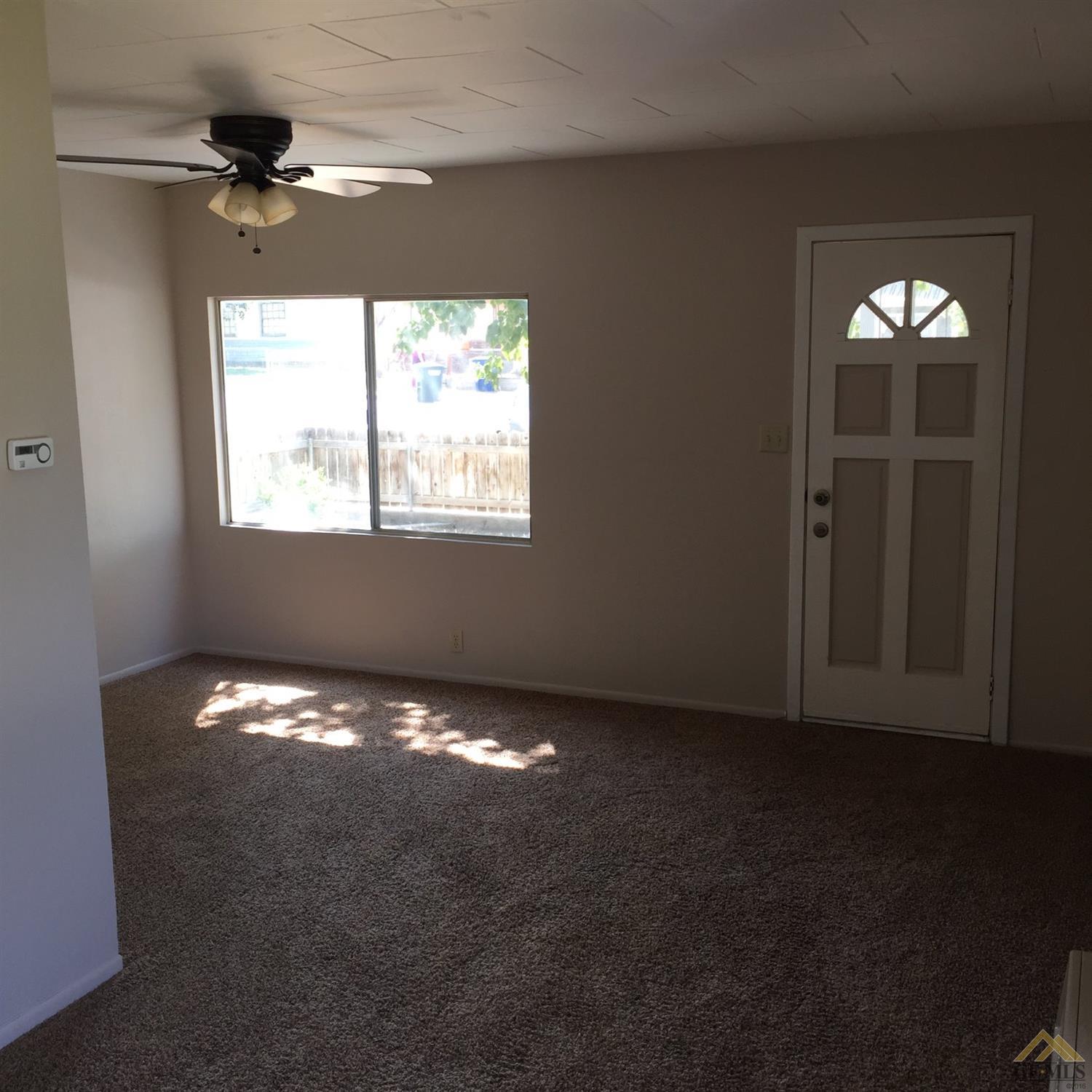 514 Fillmore St, Taft, CA 93268 photo 2