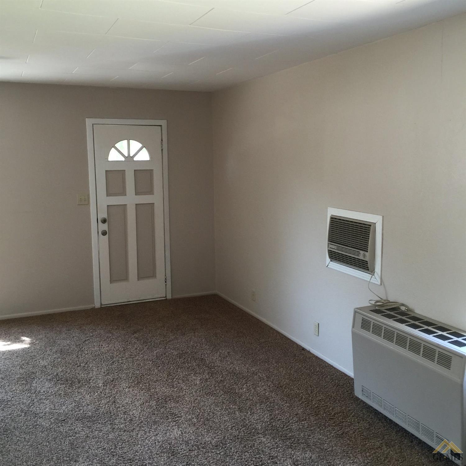 514 Fillmore St, Taft, CA 93268 photo 3