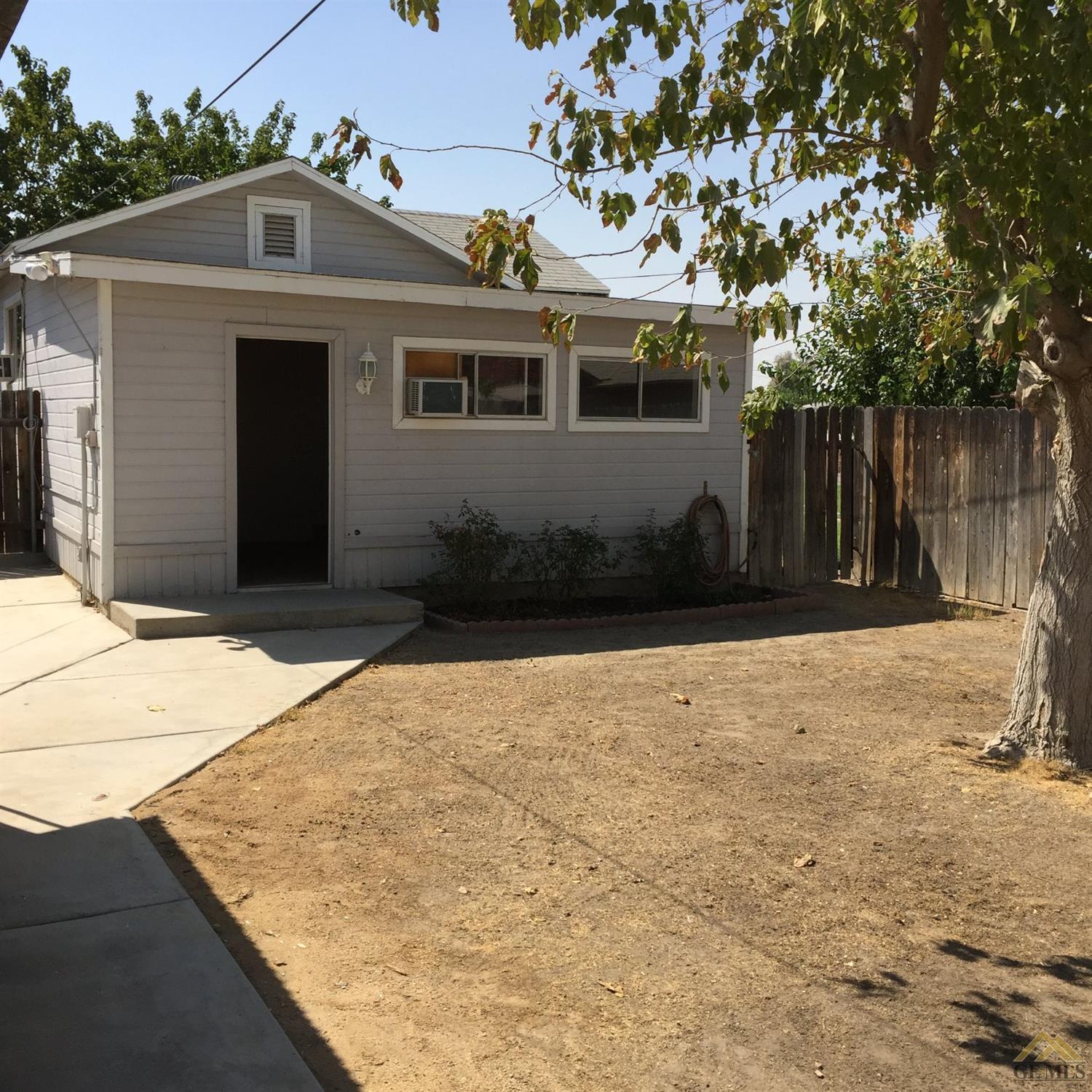 514 Fillmore St, Taft, CA 93268 photo 16