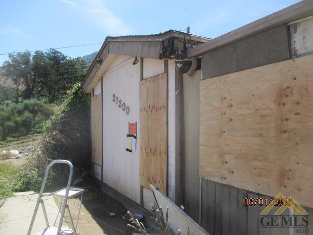 27300 Buckpasser Dr, Tehachapi, CA 93561 photo 5