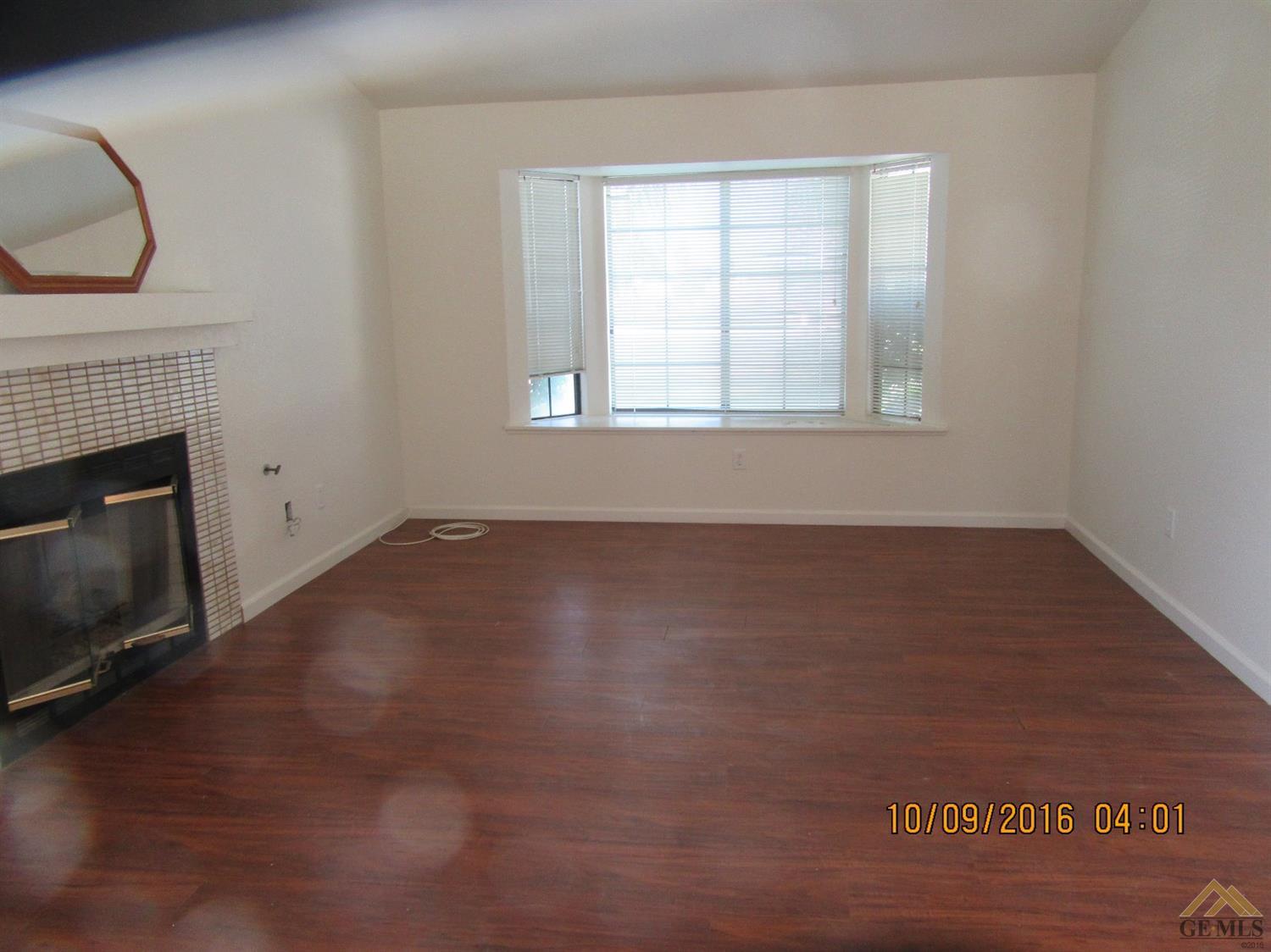 703 Fairview Rd, Bakersfield, CA 93307 photo 9