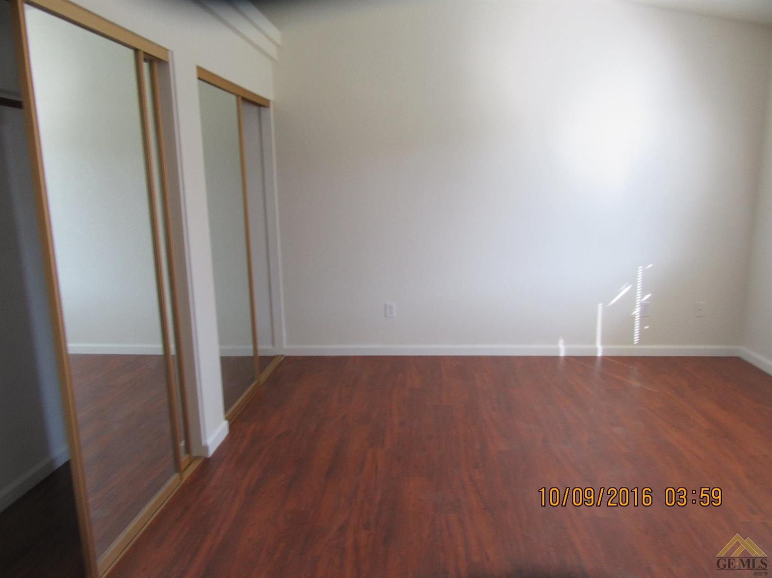 703 Fairview Rd, Bakersfield, CA 93307 photo 6