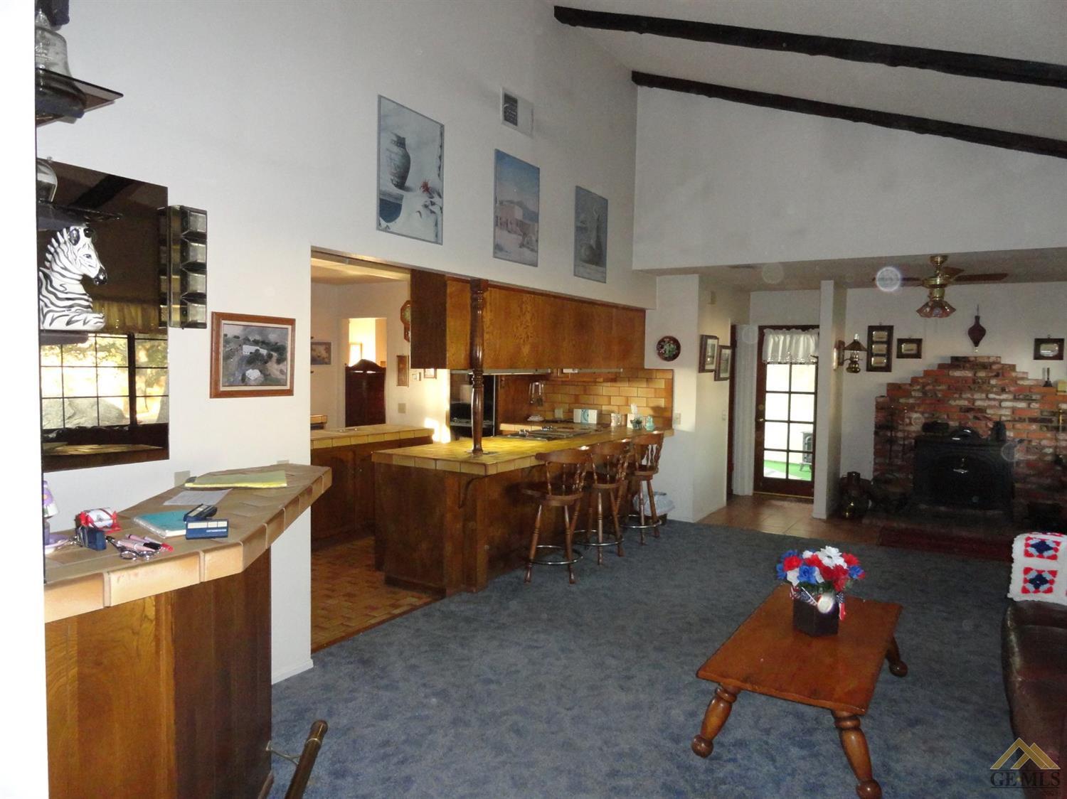 19191 Mustang Dr, Tehachapi, CA 93561 photo 9