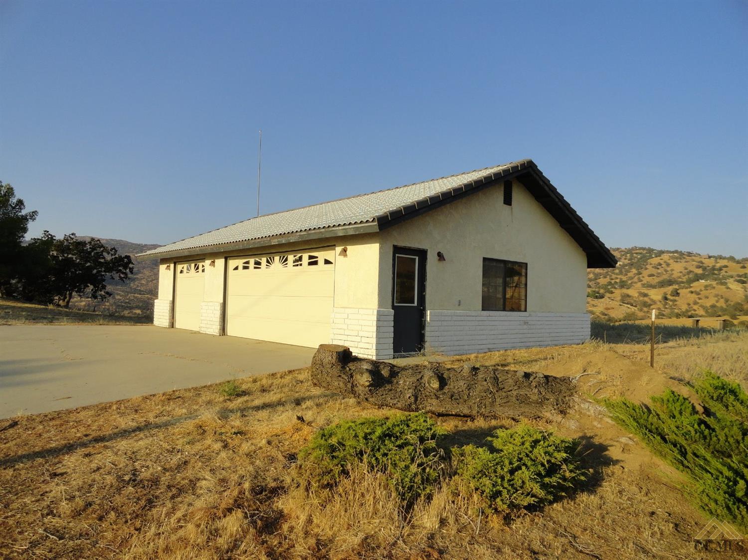 19191 Mustang Dr, Tehachapi, CA 93561 photo 3