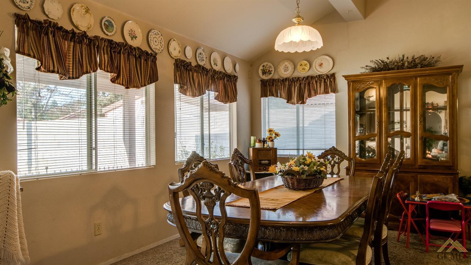 3615 Bathurst Ave, Bakersfield, CA 93313 photo 9