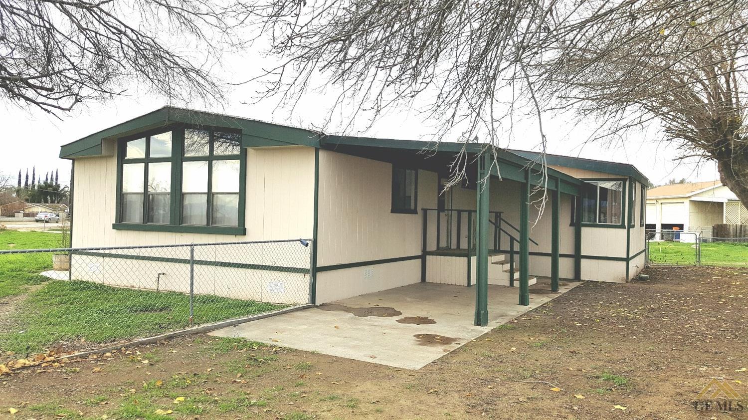 9212 E Wilson Rd, Bakersfield, CA 93307 photo 2