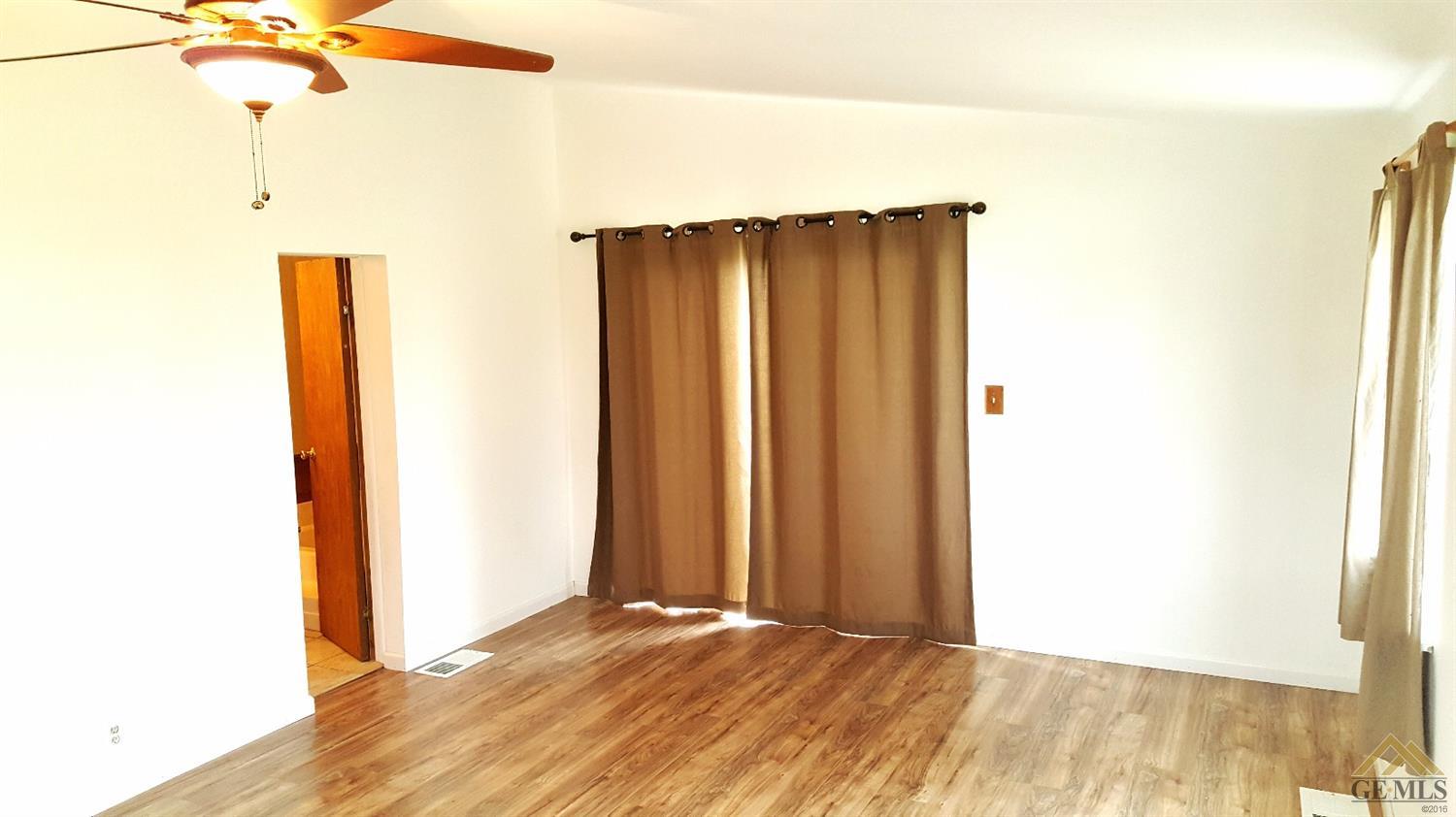 9212 E Wilson Rd, Bakersfield, CA 93307 photo 6
