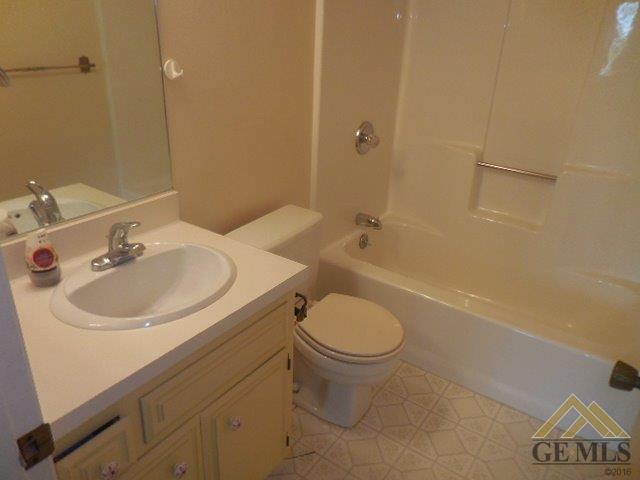 507 Alpine St, Taft, CA 93268 photo 9