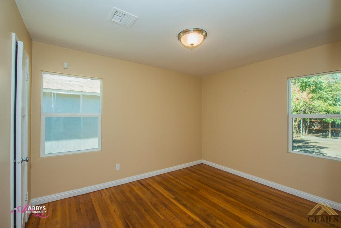 2801 Pine St, Bakersfield, CA 93301 photo 13