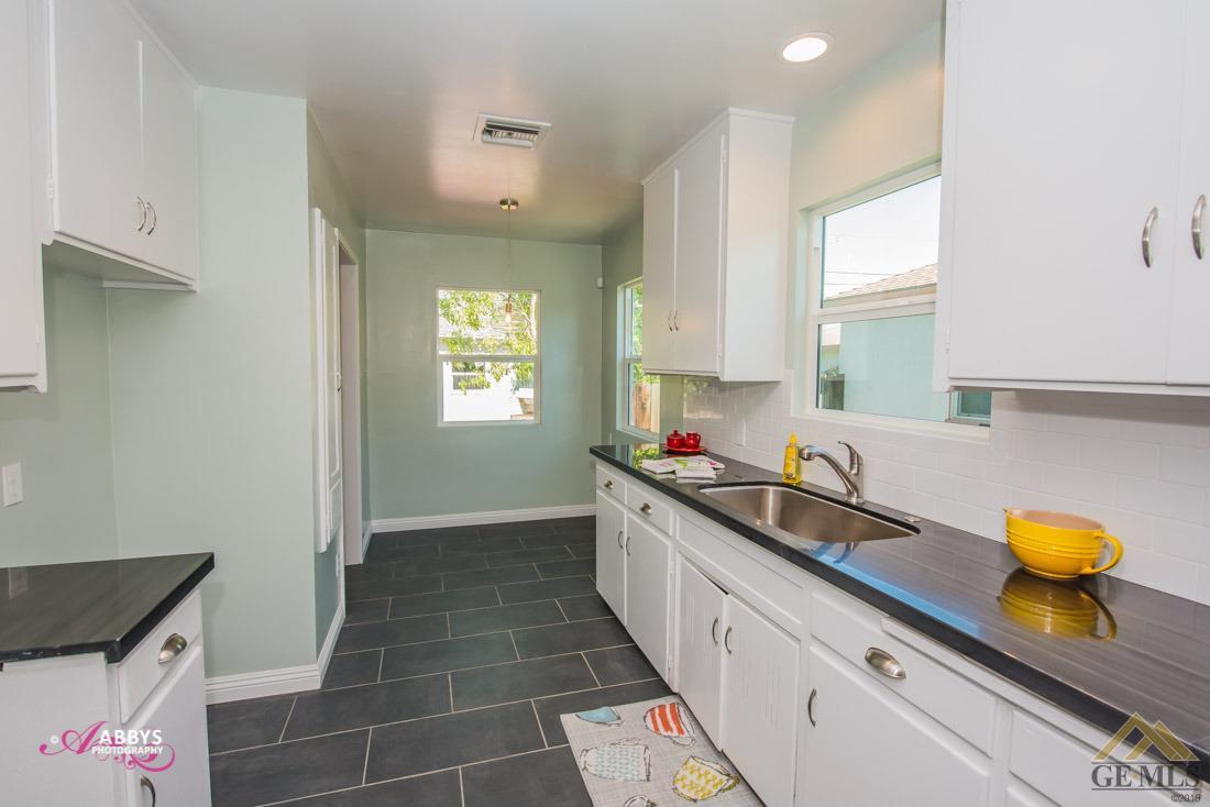2801 Pine St, Bakersfield, CA 93301 photo 8