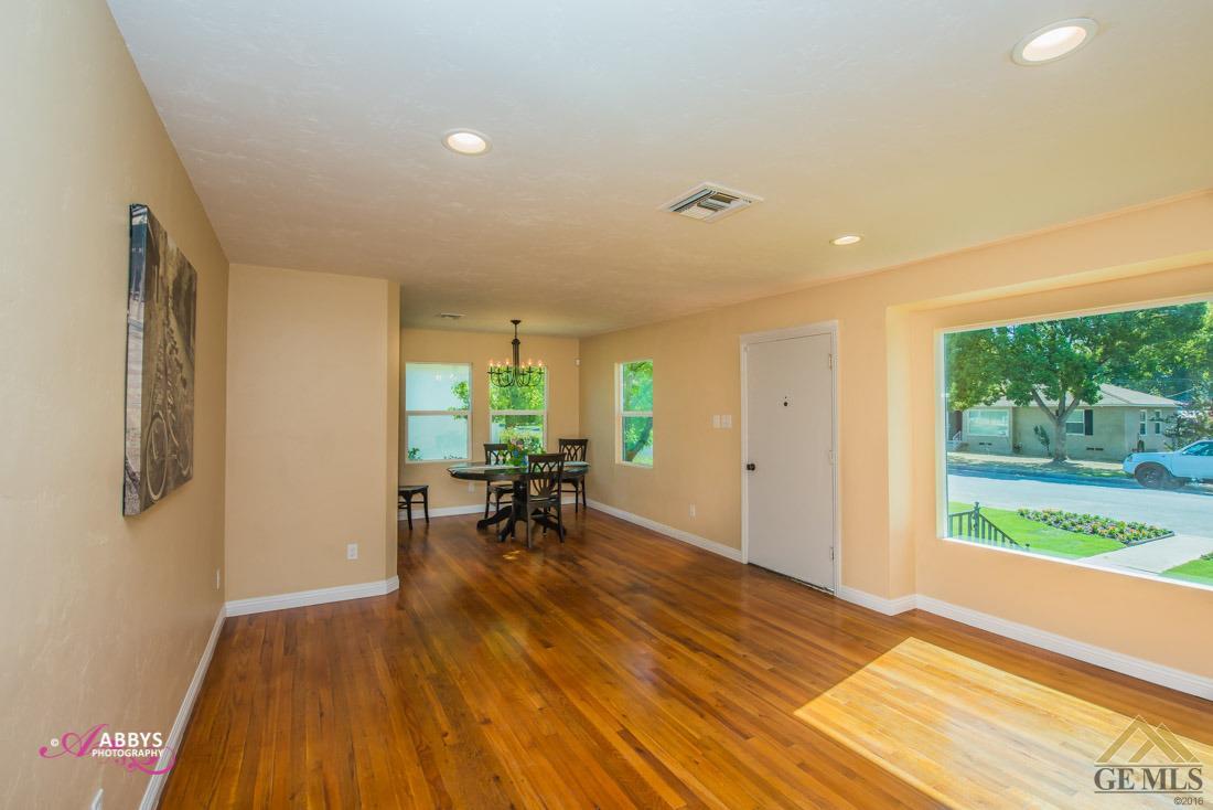 2801 Pine St, Bakersfield, CA 93301 photo 4