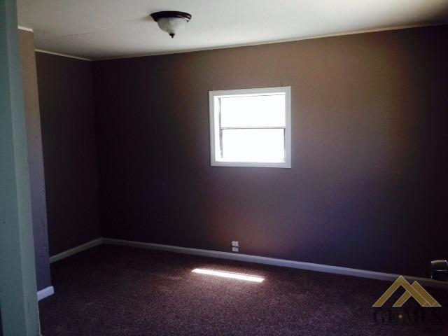 908 Curtis Dr, Bakersfield, CA 93307 photo 6