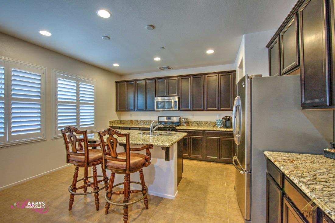 15936 Cusano Pl, Bakersfield, CA 93314 photo 6
