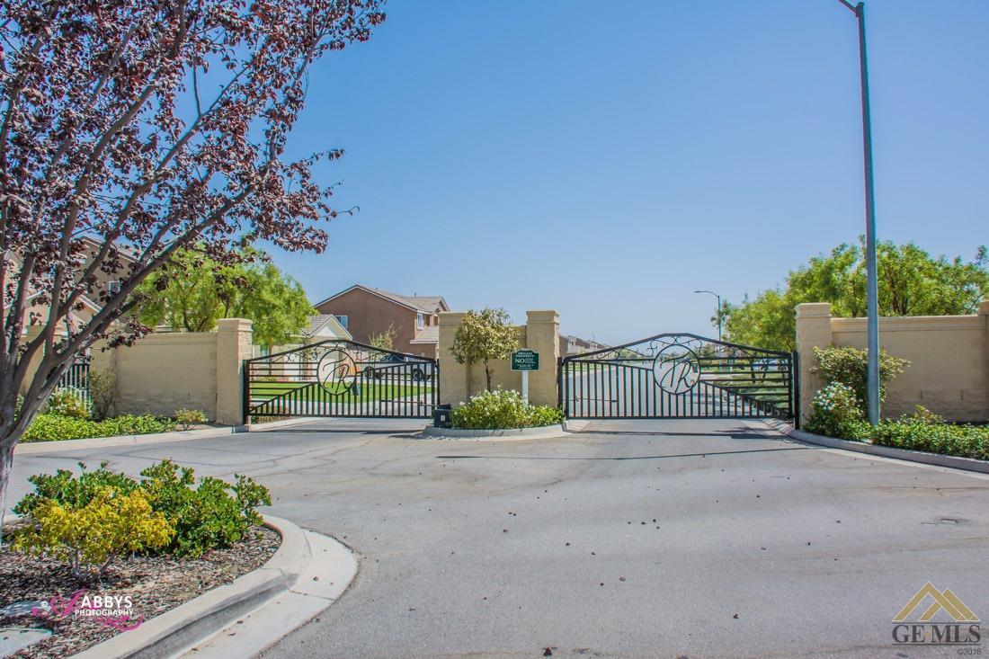 15936 Cusano Pl, Bakersfield, CA 93314 photo 3