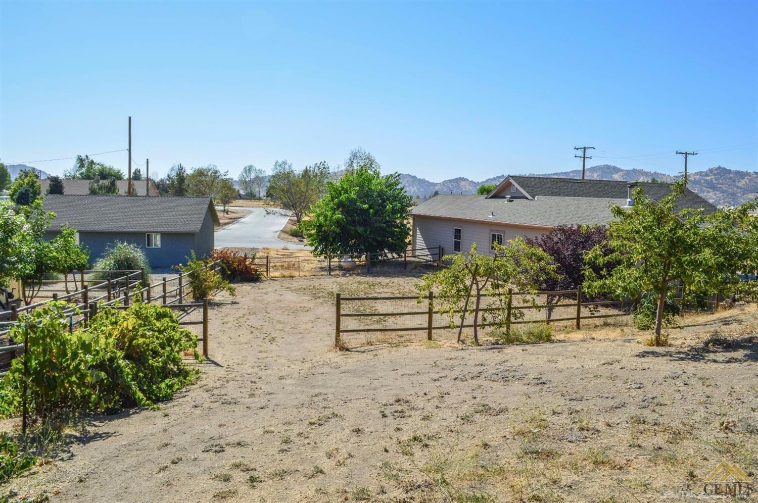 27340 Nashua Ct, Tehachapi, CA 93561 photo 15