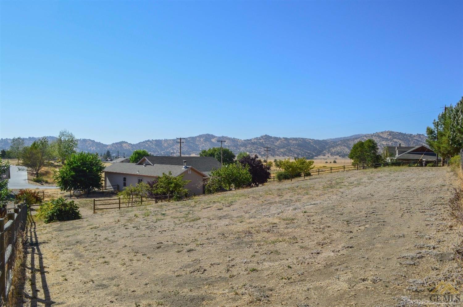 27340 Nashua Ct, Tehachapi, CA 93561 photo 14