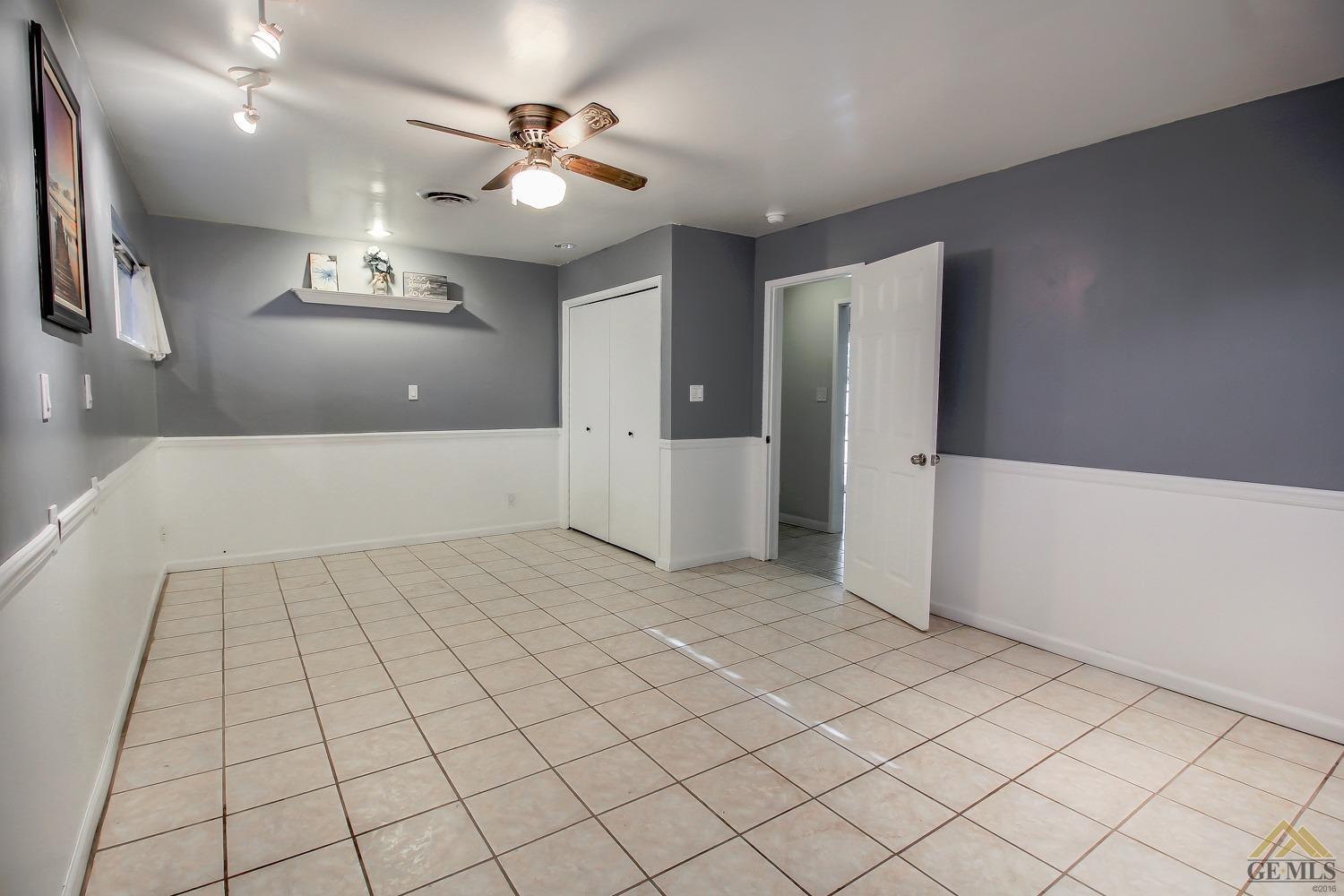 907 3rd St, Taft, CA 93268 photo 9