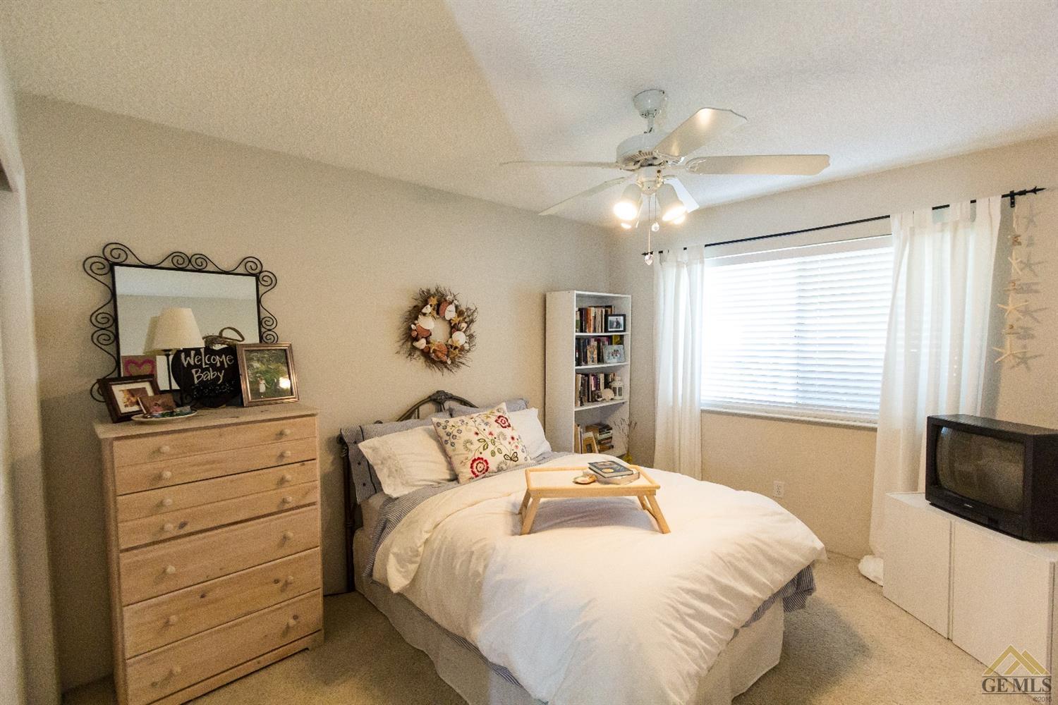 3200 Pendleton Ct, Bakersfield, CA 93309 photo 12