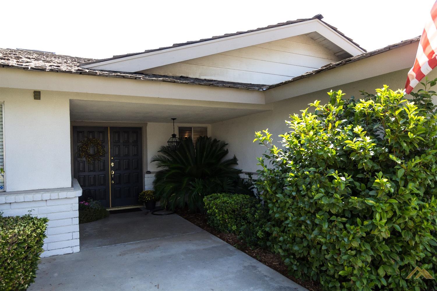 3200 Pendleton Ct, Bakersfield, CA 93309 photo 2