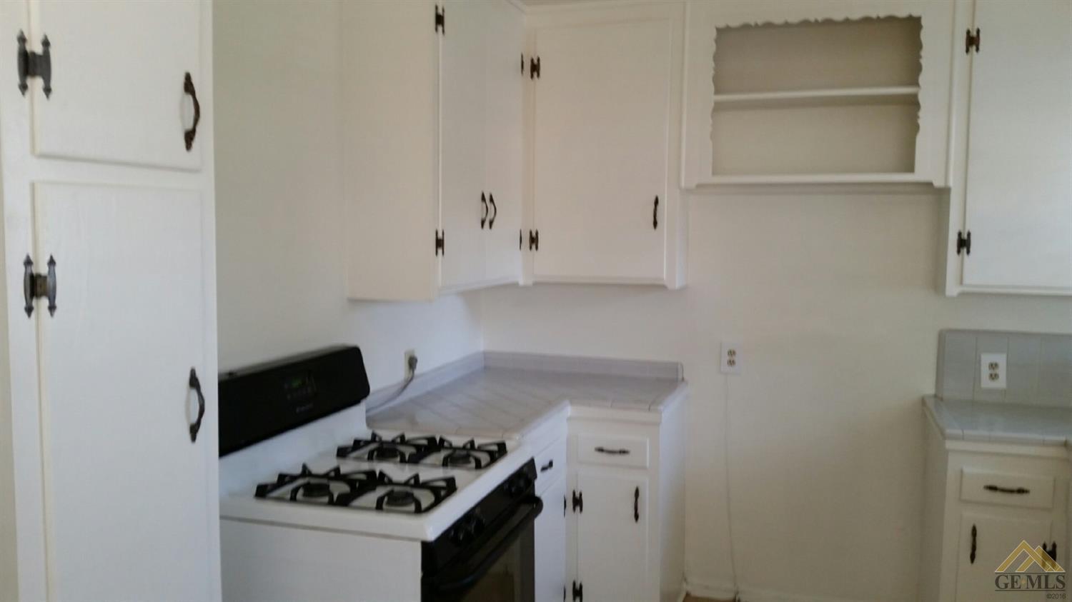324 Wetherley Dr, Bakersfield, CA 93309 photo 5