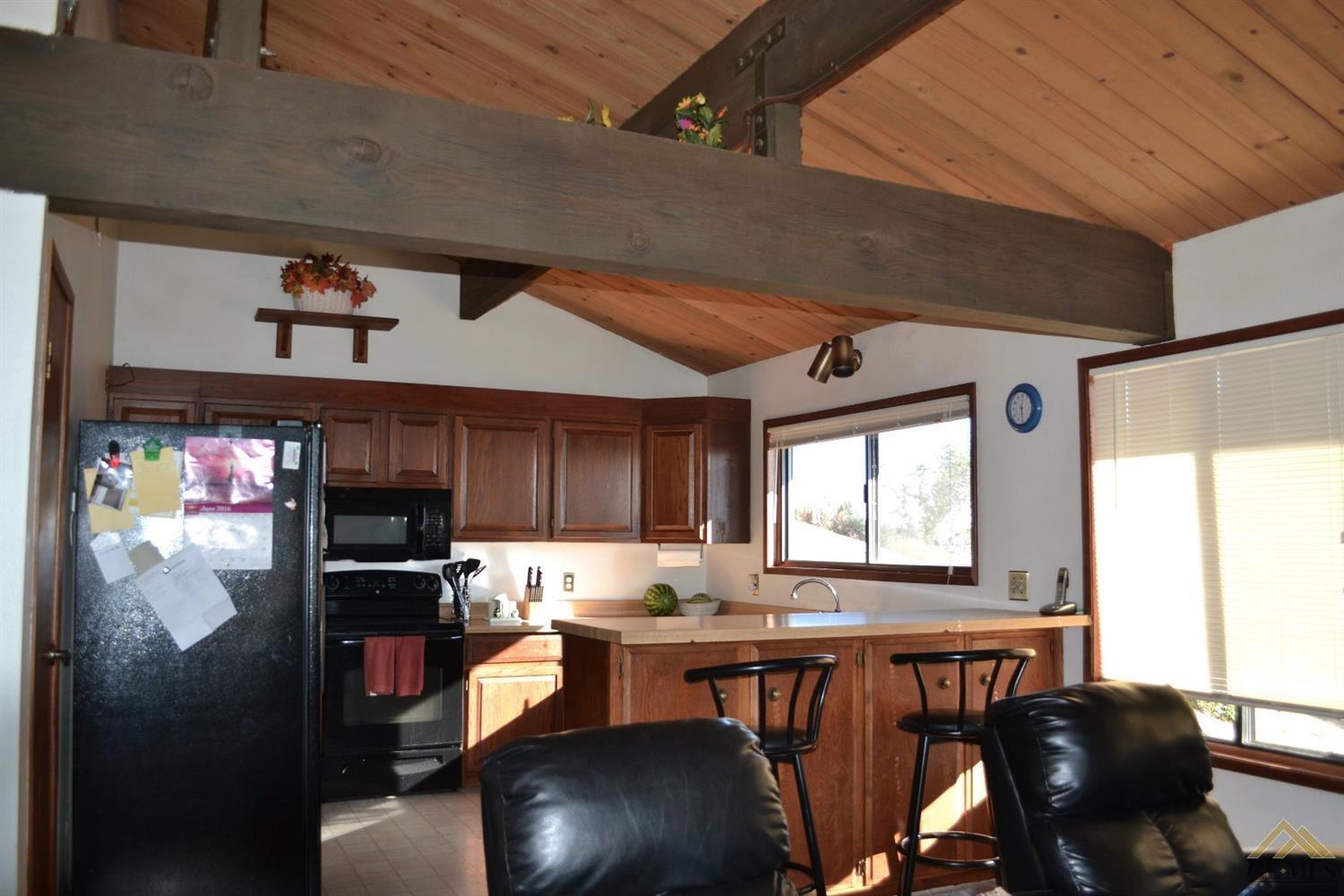 29100 Skyline Dr, Tehachapi, CA 93561 photo 4
