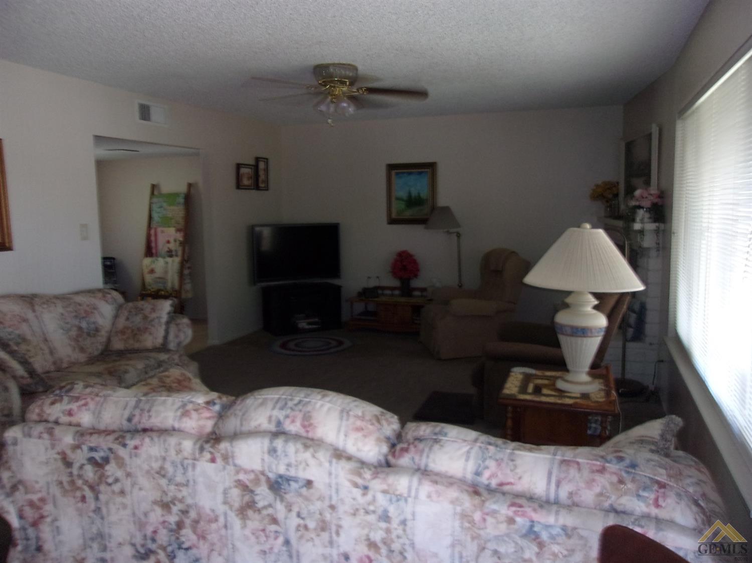 410 Stokes Ln, Taft, CA 93268 photo 8