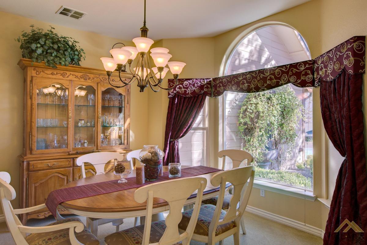 22861 Saddleback Dr, Tehachapi, CA 93561 photo 5