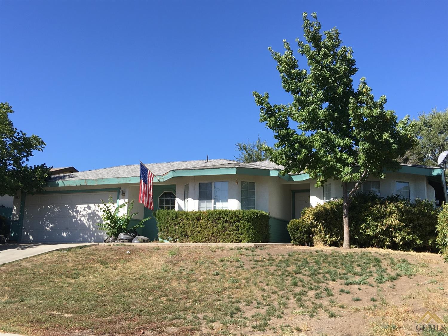 805 Elm St, Tehachapi, CA 93561 photo 1