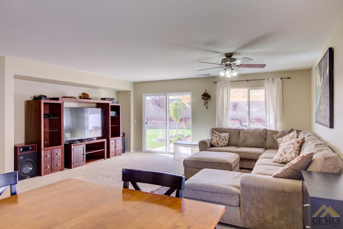 914 Carolyn Ln, Tehachapi, CA 93561 photo 11