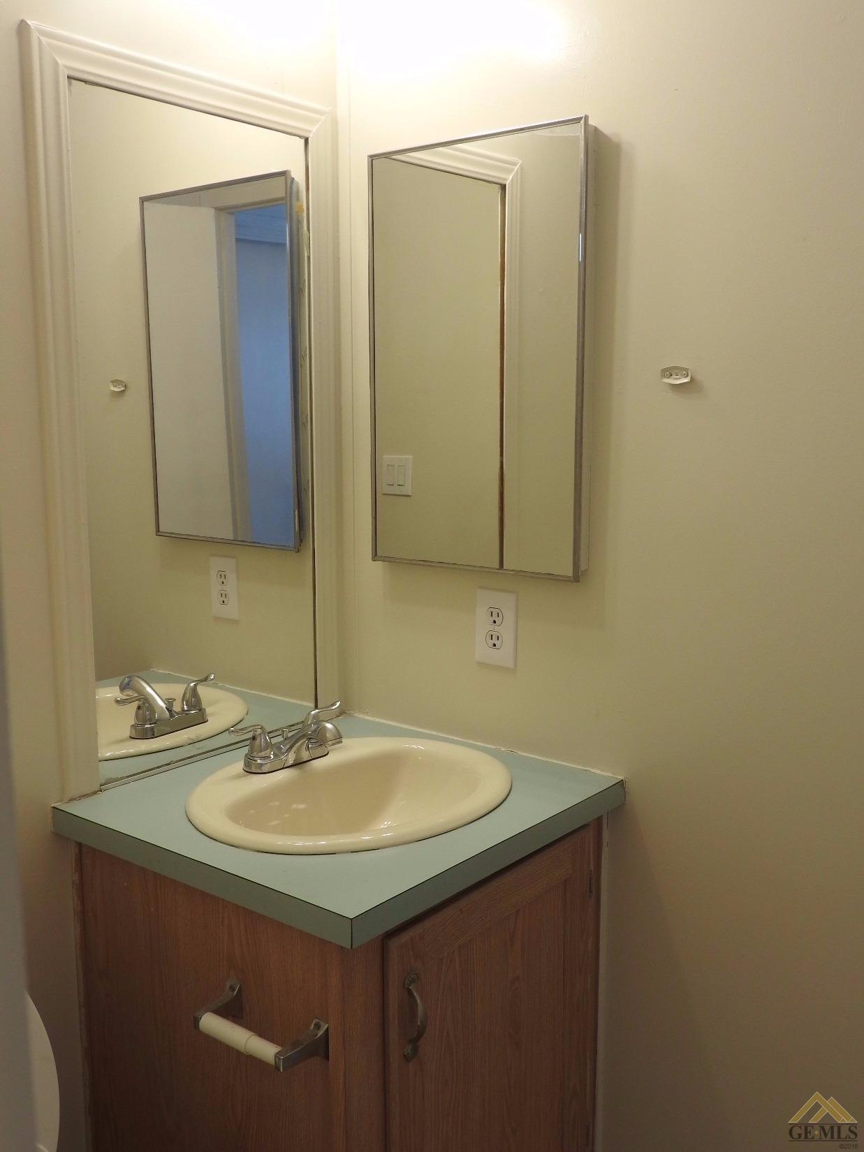 6601 Eucalyptus Dr #207, Bakersfield, CA 93306 photo 8