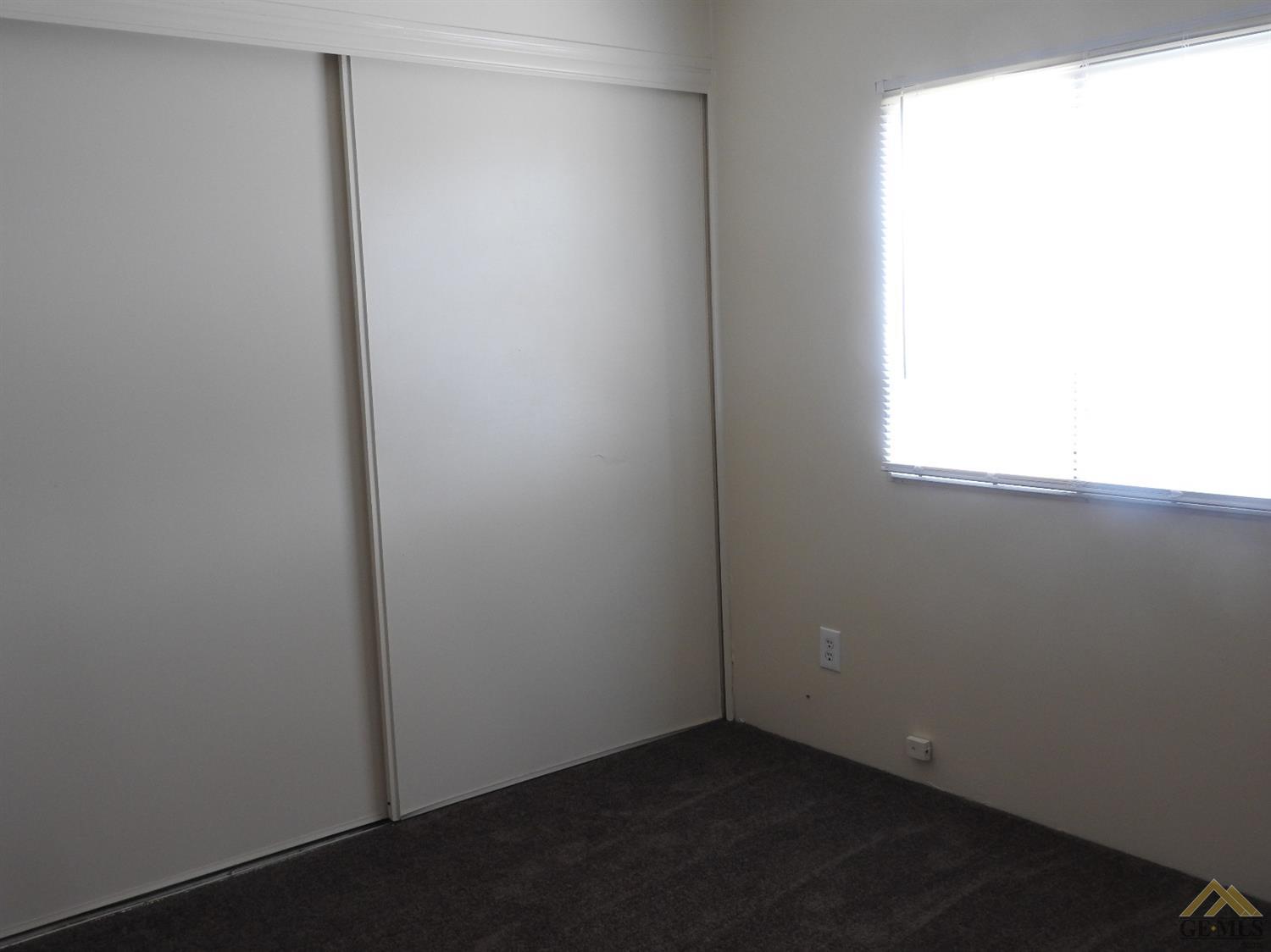 6601 Eucalyptus Dr #207, Bakersfield, CA 93306 photo 3