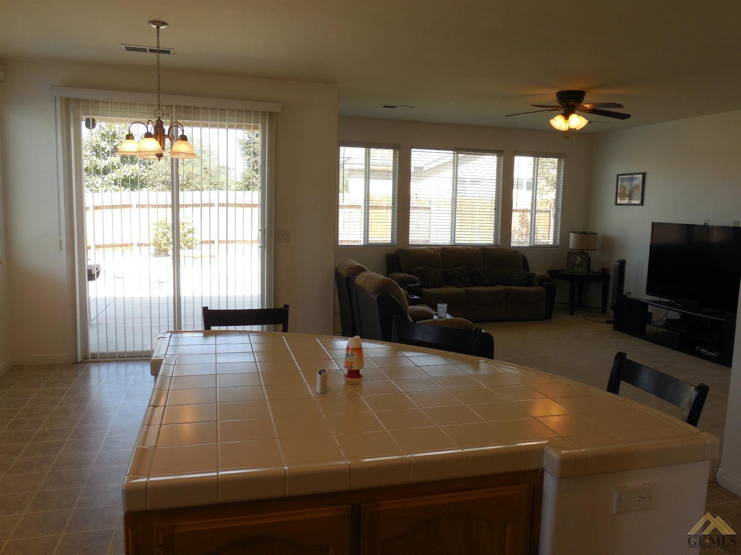9210 Fragrant Cloud Dr, Bakersfield, CA 93311 photo 7