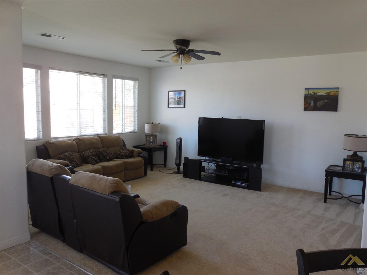 9210 Fragrant Cloud Dr, Bakersfield, CA 93311 photo 8