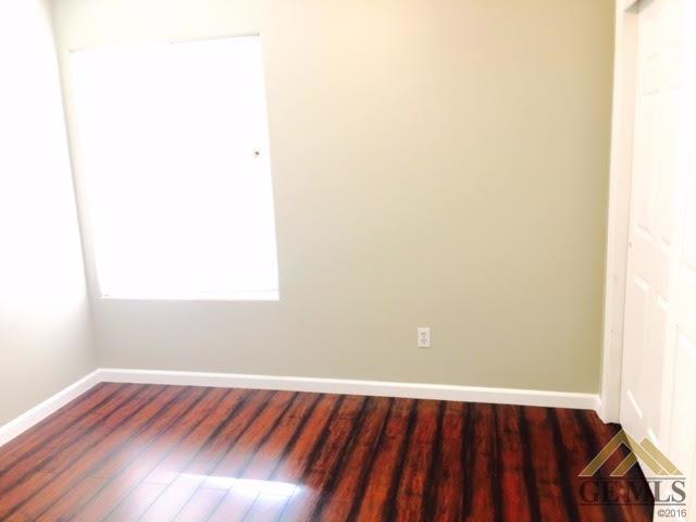 10002 Lenore St, Lamont, CA 93241 photo 19