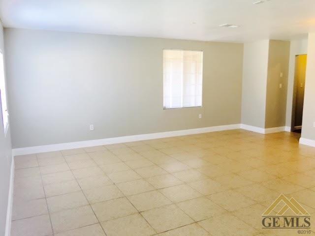 10002 Lenore St, Lamont, CA 93241 photo 22