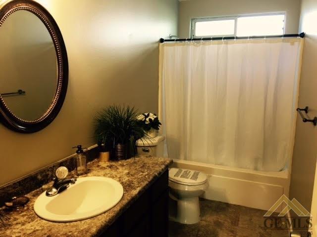 10002 Lenore St, Lamont, CA 93241 photo 25
