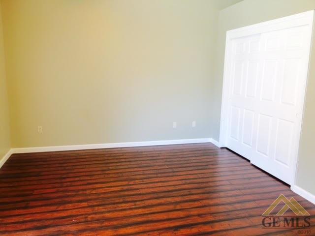 10002 Lenore St, Lamont, CA 93241 photo 17