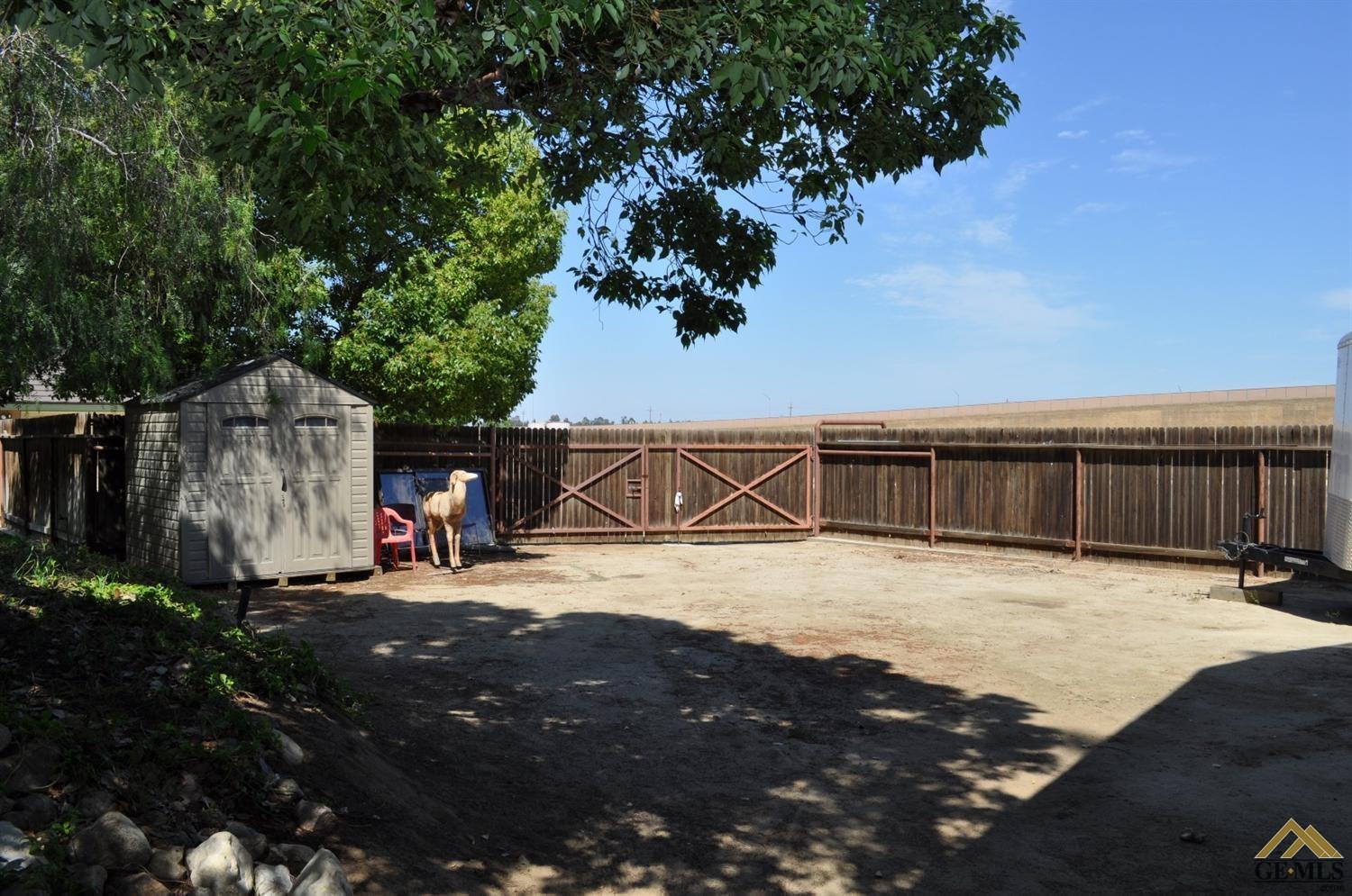 312 Ensenada St, Bakersfield, CA 93314 photo 24