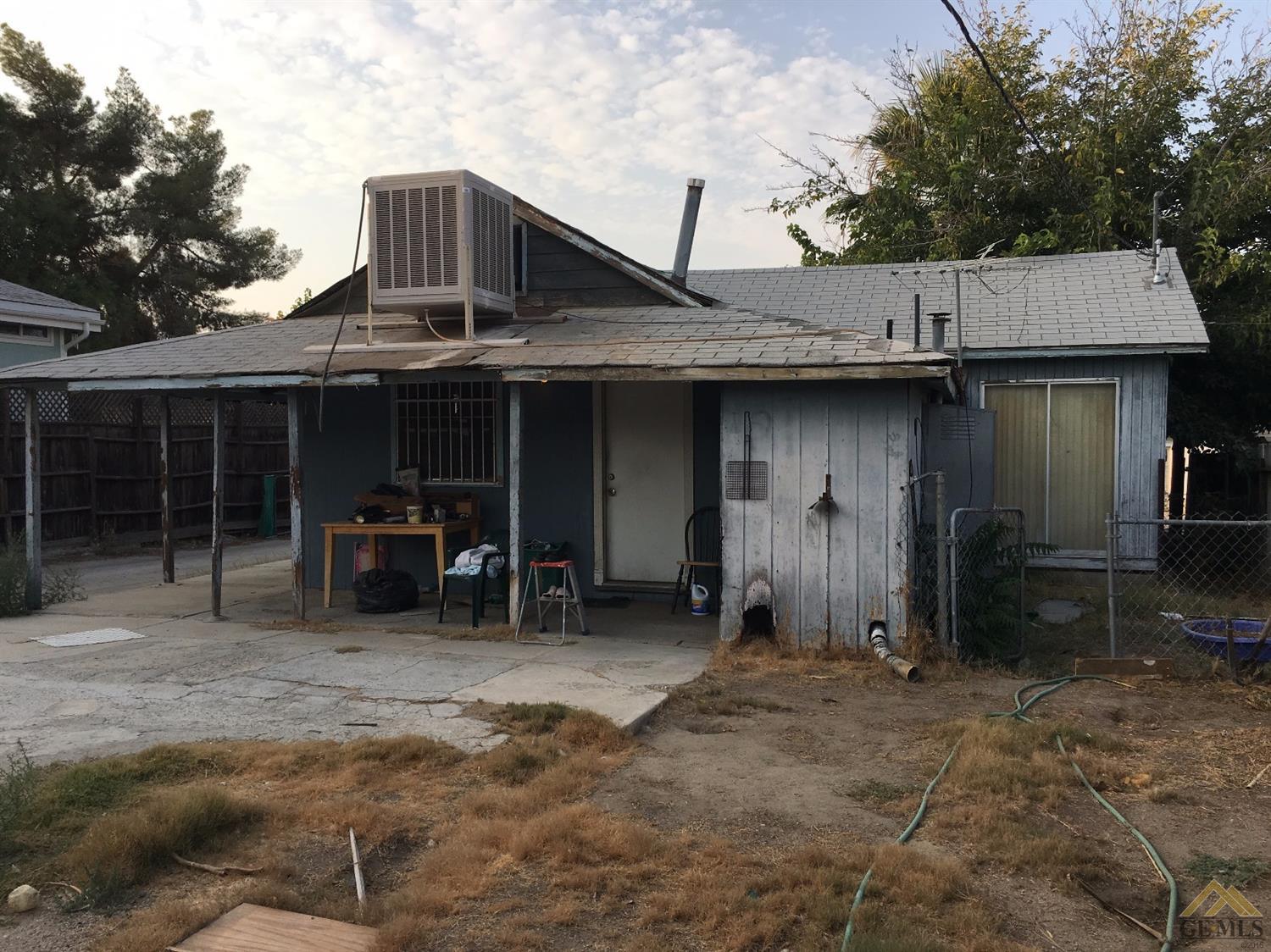 203 Oak St, Taft, CA 93268 photo 6