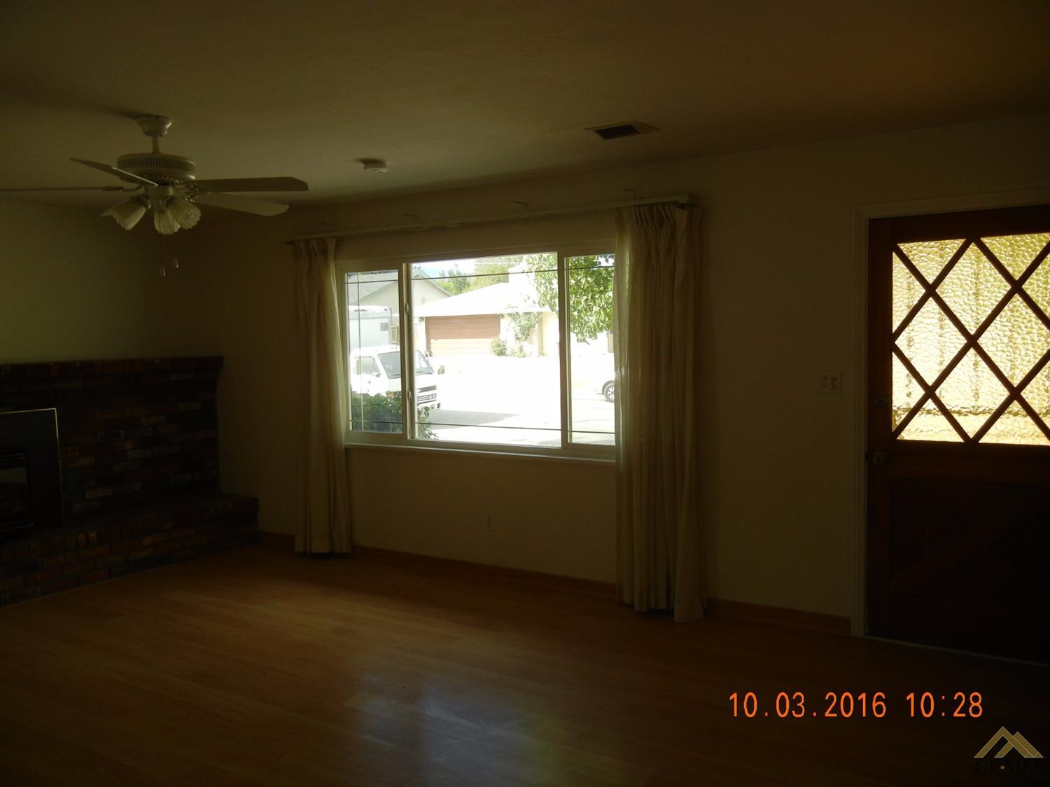 514 Mulberry St, Tehachapi, CA 93561 photo 5