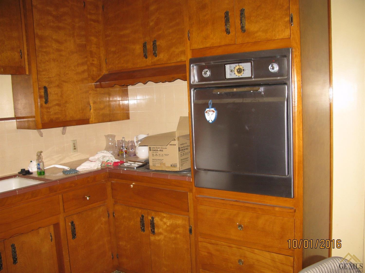 121 Bendix St, Bakersfield, CA 93308 photo 5