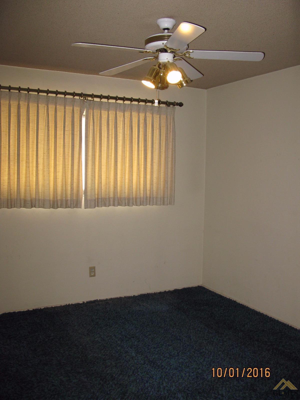 121 Bendix St, Bakersfield, CA 93308 photo 8