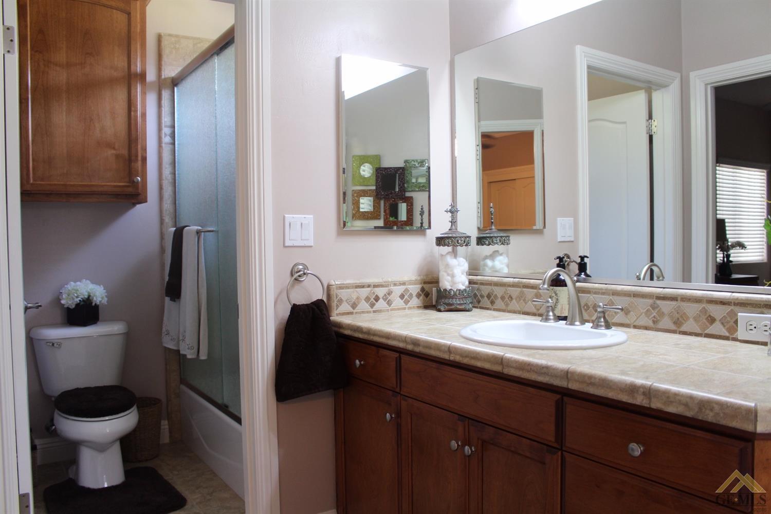 8703 Oak Hills Ave, Bakersfield, CA 93312 photo 23