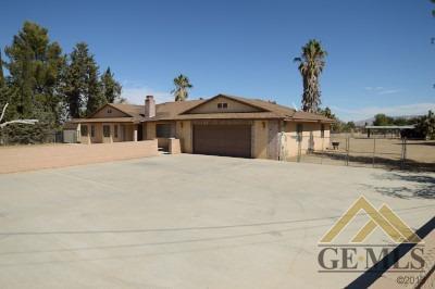 8215 Hickory Ave, Hesperia, CA 92345 photo 2