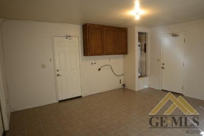8215 Hickory Ave, Hesperia, CA 92345 photo 16