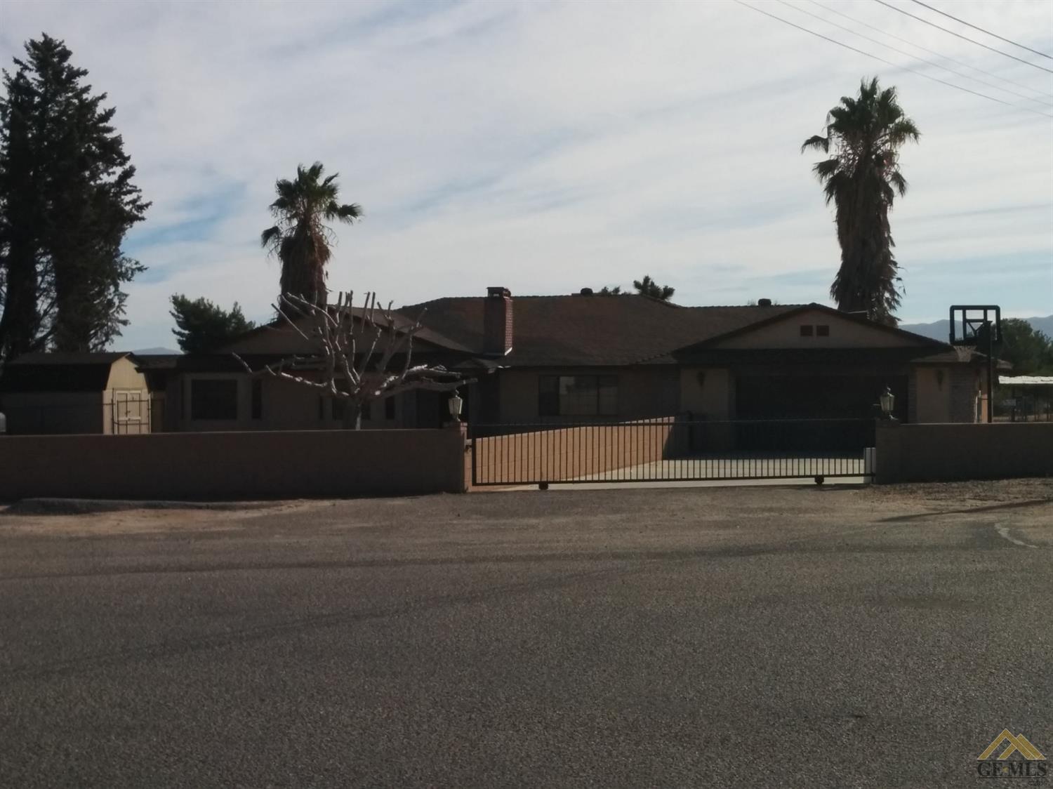 8215 Hickory Ave, Hesperia, CA 92345 photo 1