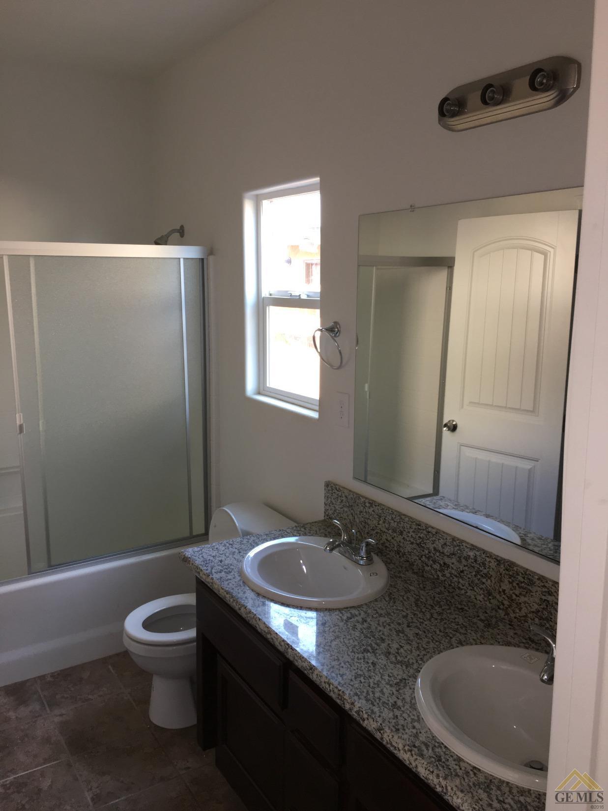 5550 Sawgrass Ct, Wasco, CA 93280 photo 11