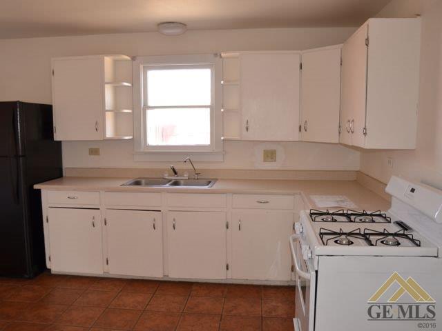 402 Jackson St, Taft, CA 93268 photo 7