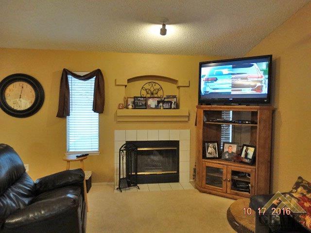  700 Harvest Creek Rd, Bakersfield, CA 93312 photo 11